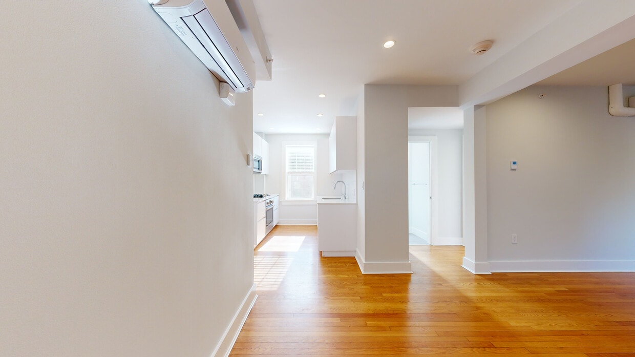 Photo - Forest Court Apartments