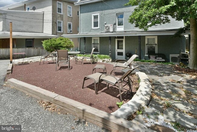 Photo - 357 Lyceum Ave