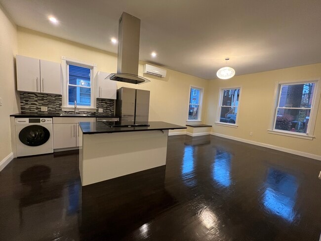 Photo - 33 Conklin St Unidad 1