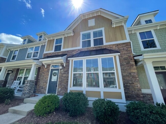 A gorgeous townhome available in Kitts Creek - A gorgeous townhome available in Kitts Creek