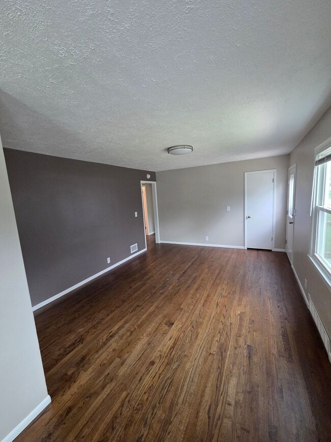 Photo - Newly remodeled 3/1/1 with fenced in backyard!