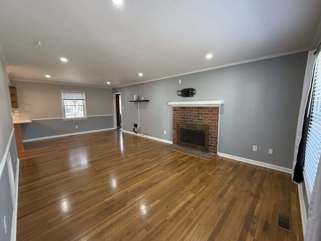 Photo - 4 Bedroom Home in Village Green.