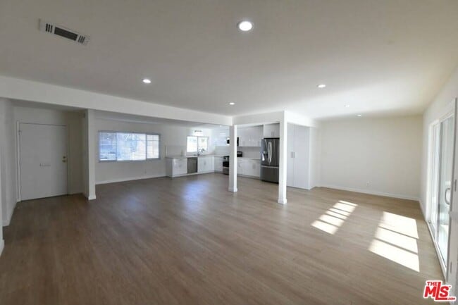 Photo - 3125 Jacinto Ave