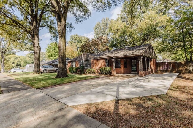 Photo - 4960 Hummingbird Ln