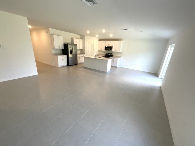 Photo - 11961 Savanna Lks Blvd