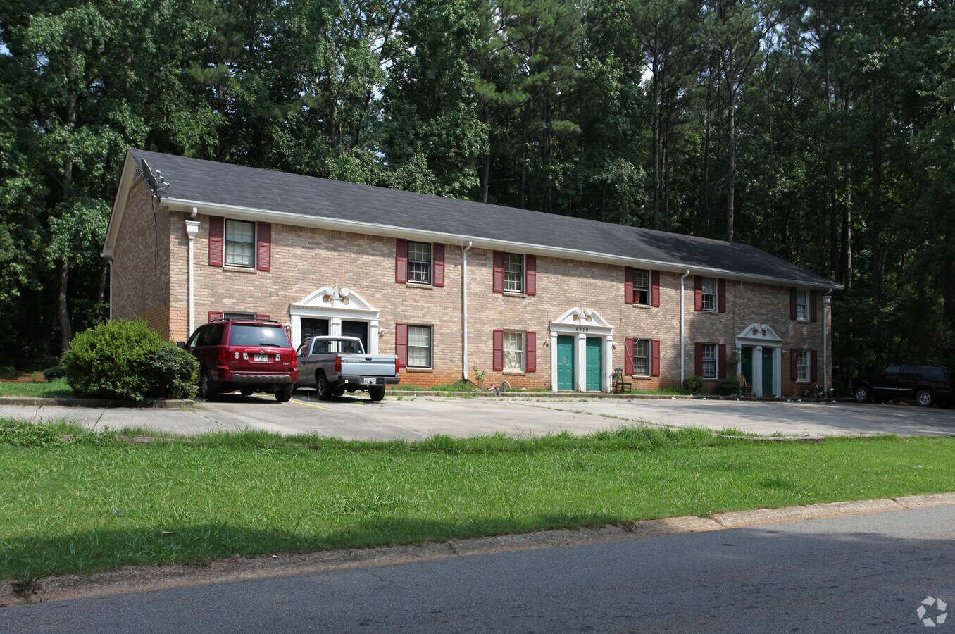 Photo - 6310 Forest Vale Dr Apartments