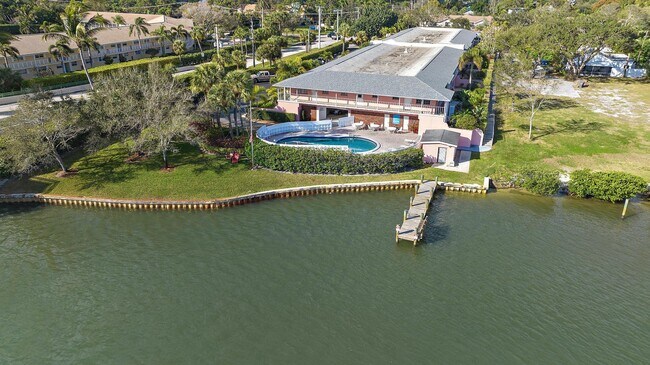 Photo - 475 Tequesta Dr Unit 16