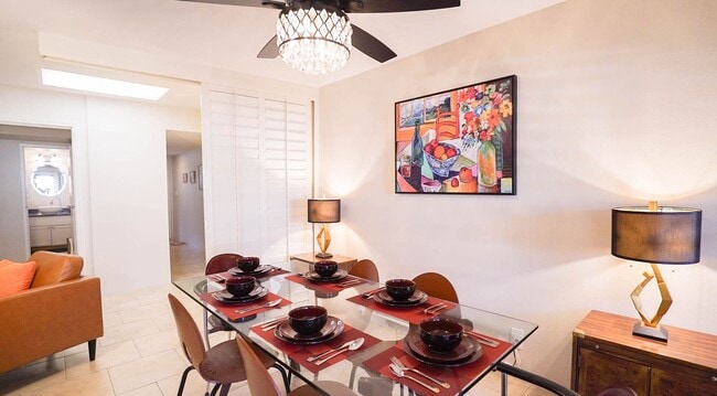 Photo - 5301 E Waverly Dr