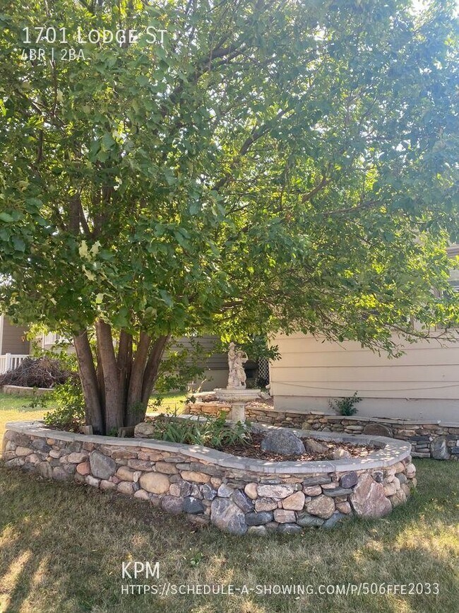Photo - 1701 Lodge St