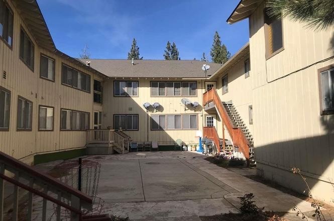 Rare Complex located conveniently behind R... - Rare Complex located conveniently behind R... Apartments