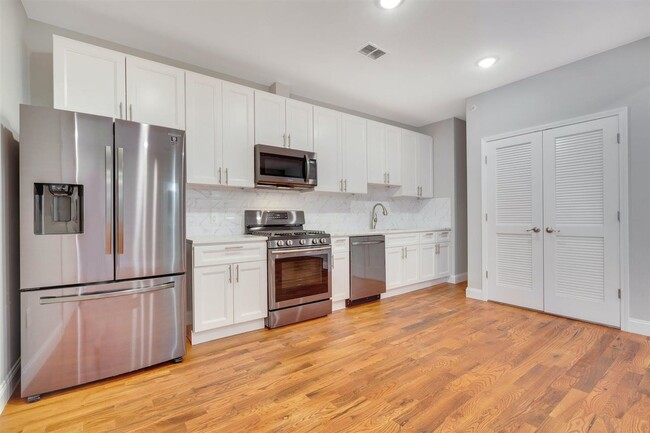 Photo - 725 Sip St Unit 507