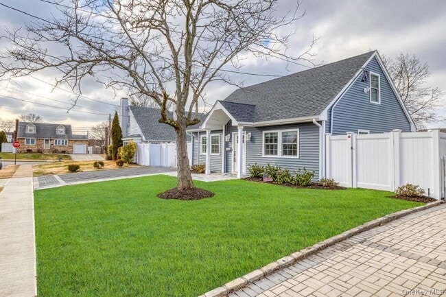 Photo - 2327 Volante Pl