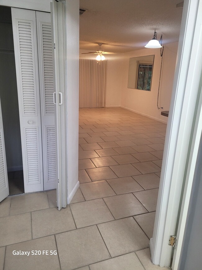 Photo - 4405 Grass Ave Unit 5