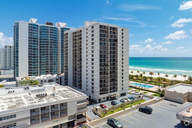 Photo - Oceanfront Plaza