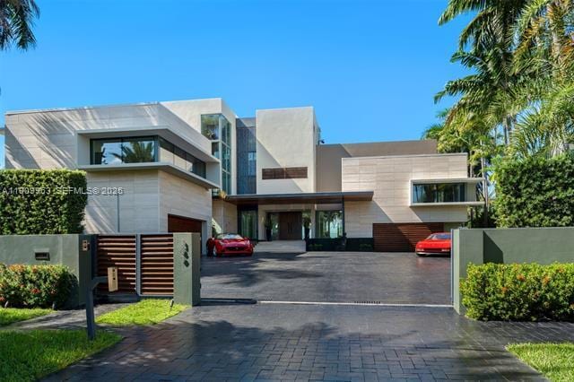 Photo - 360 Harbor Dr