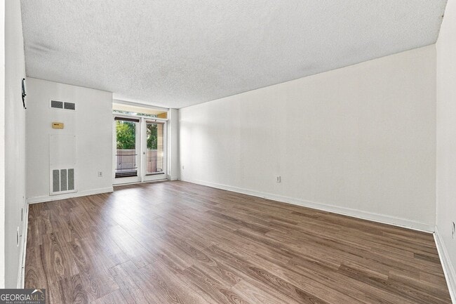 Building Photo - 375 Ralph McGill Blvd NE Unit 401