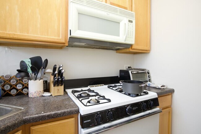 Photo - 1255 Henderson Unidad 3