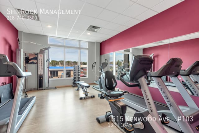 Photo - 1515 Kenwood Ave Unidad #103