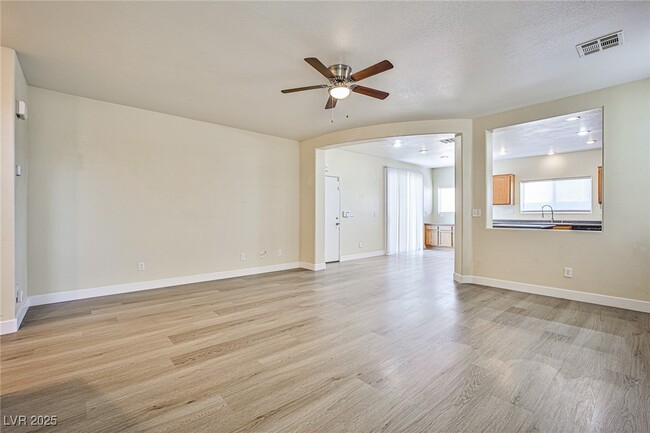 Building Photo - 12015 Spice Tree St