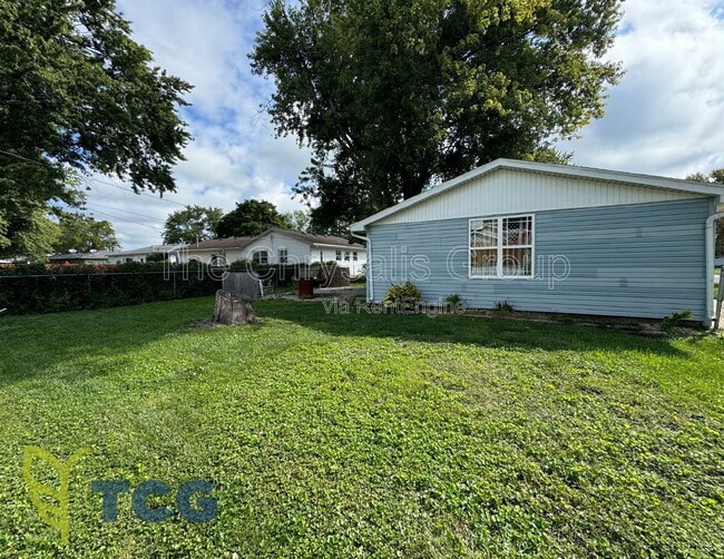 Photo - 1802 Herbert St