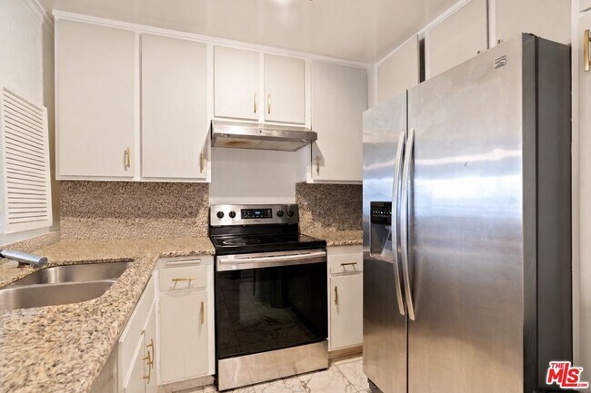 10751 Wilshire Blvd Unit 1206
