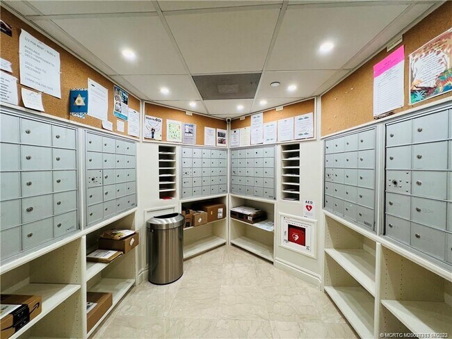 Photo - 8800 S Ocean Dr Unidad 1406PH Rental