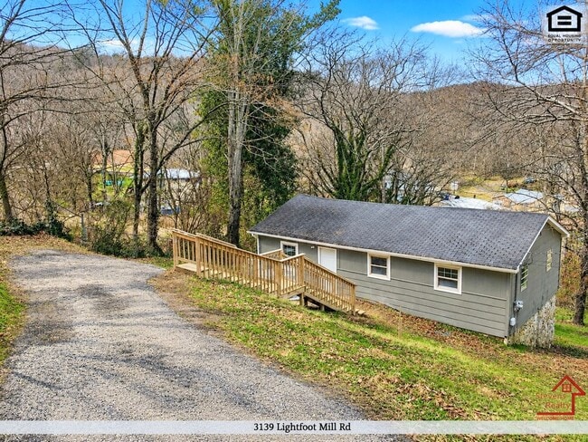 Building Photo - 3139 Lightfoot Mill Rd