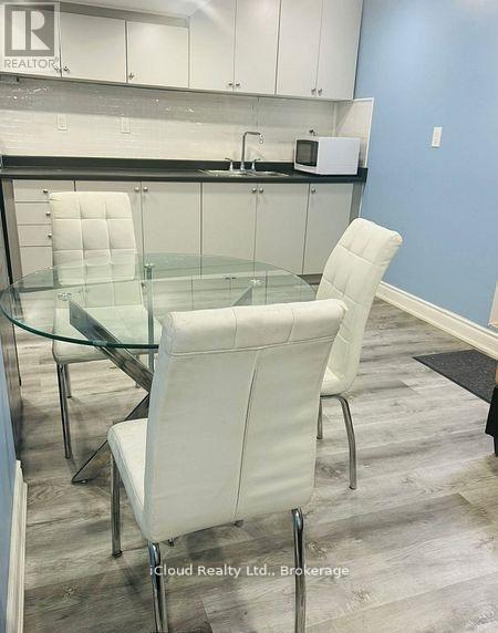 Photo - 32 Maple Beach Crescent