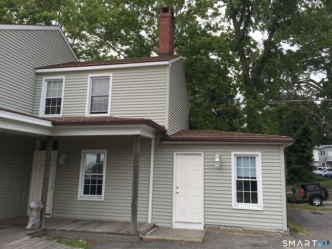 Photo - 380 Thames St
