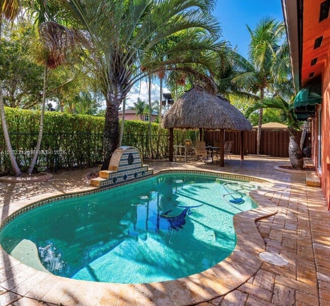 Building Photo - 14571 SW 160th Ct