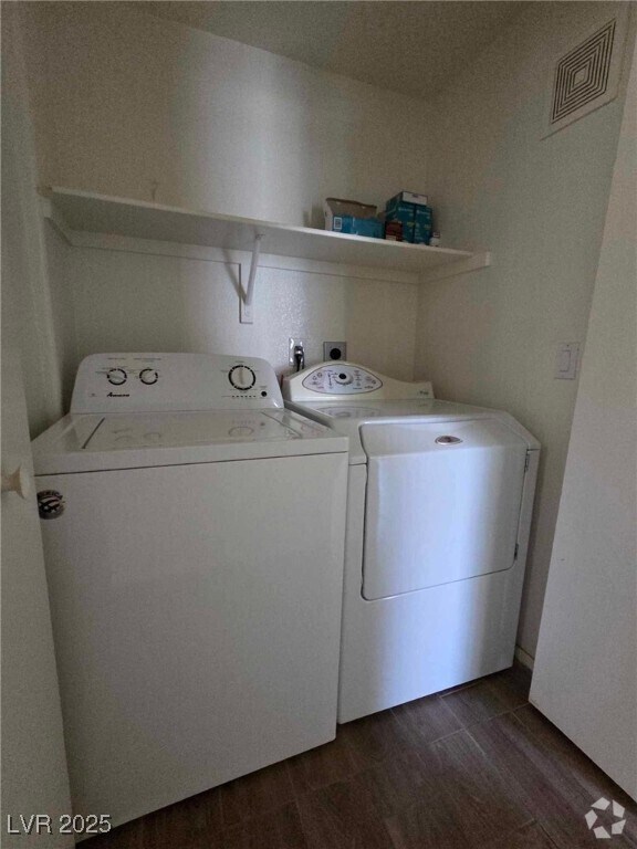 Building Photo - 2201 Ramsgate Dr Unit 1015 Rental