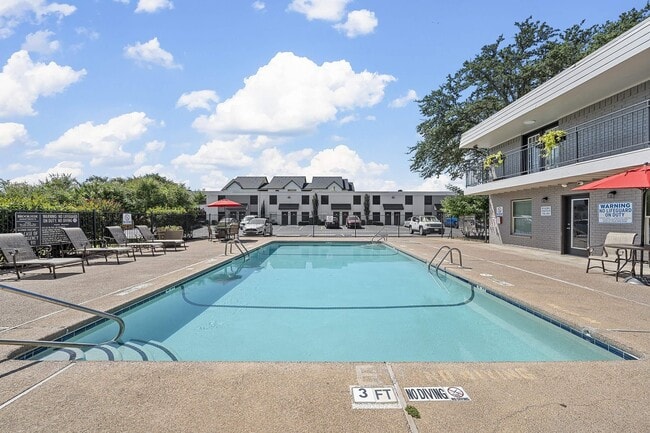 Photo - Brookside Apartments