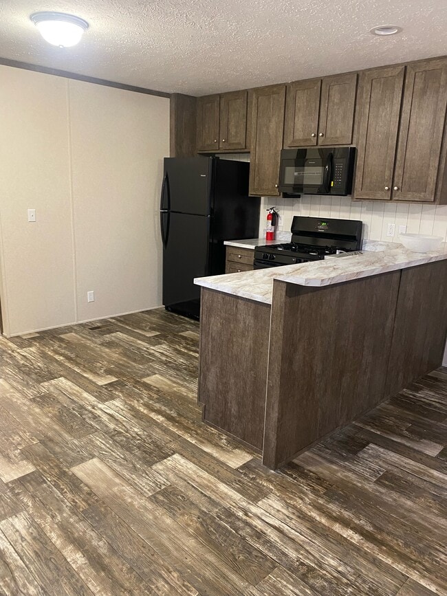 Photo - 19 Joymar Dr