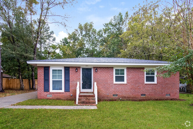 Building Photo - 305 Laurel Ave Rental