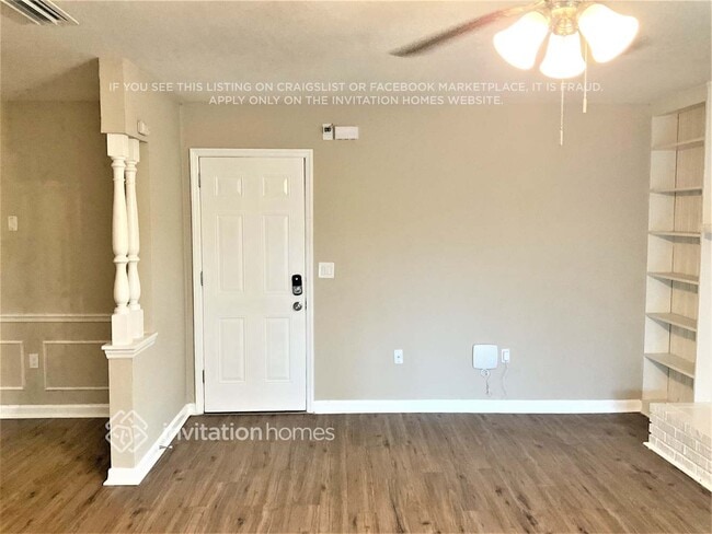 Photo - 711 Humber Ln