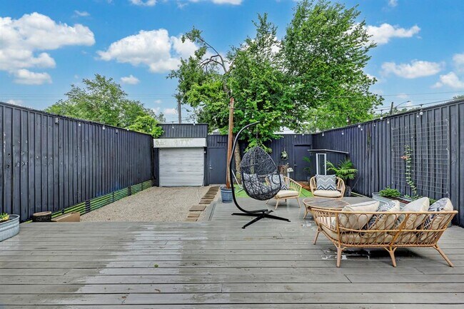 Photo - 4818 Creekmont Dr