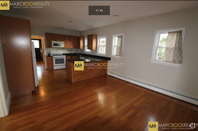Building Photo - 4 Warner St Unit #1 Rental