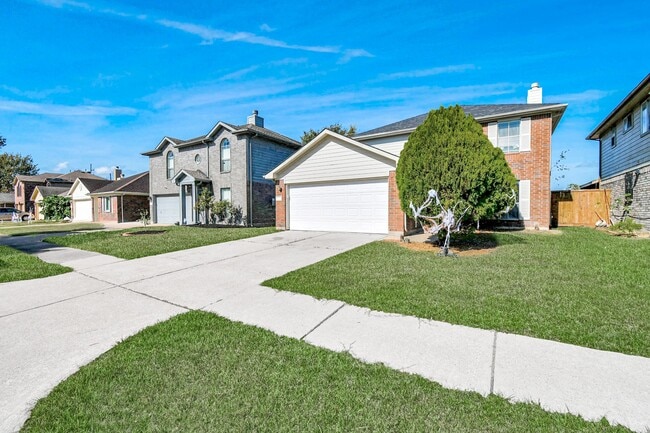 Photo - 8914 Pecan Pl Dr