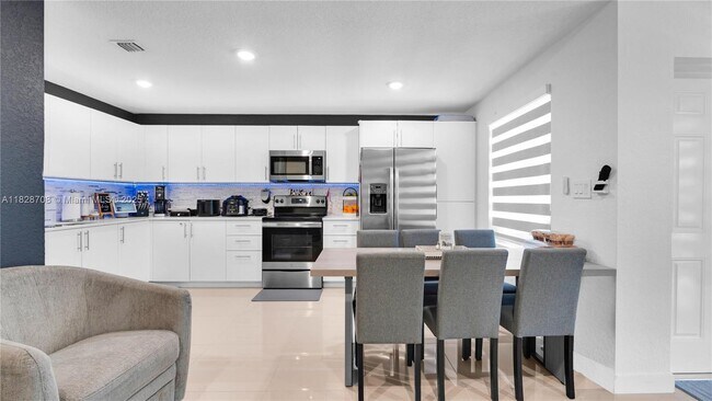 Photo - 25664 SW 143rd Path Casa Adosada