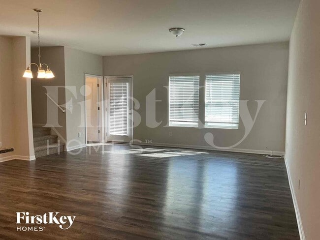 Photo - 10743 Rivergate Dr NW