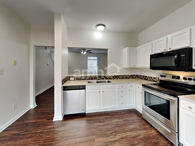 Photo - 2604 Oasis Ln