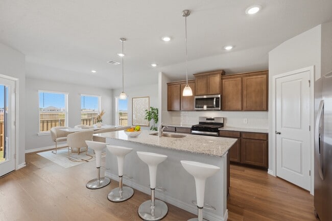 Photo - 1200 Canton Dr