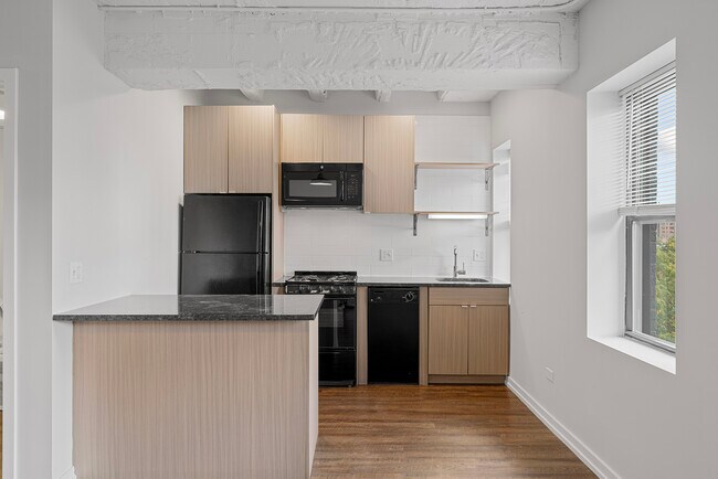 Photo - 5718 N Winthrop Ave Unit 802