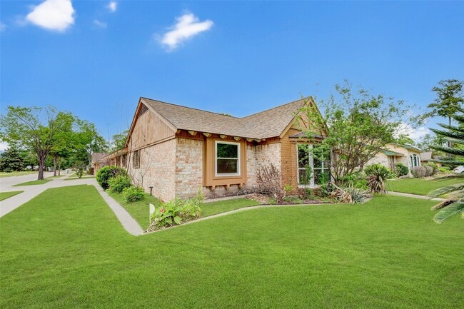 Photo - 5403 Clift Haven Dr