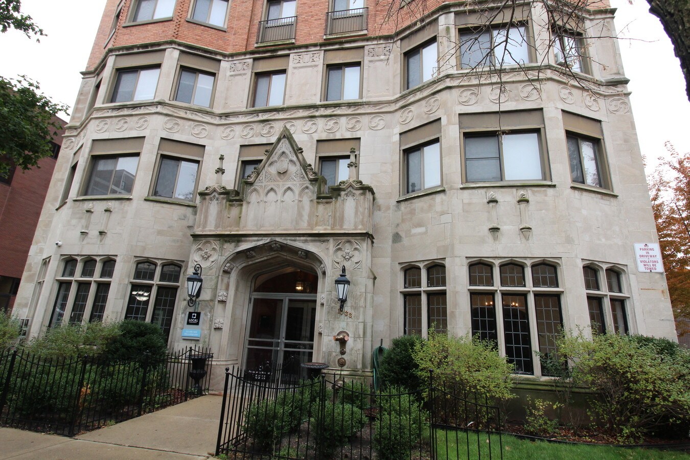 Photo - 1033 W Loyola Ave Apartment Unit 207