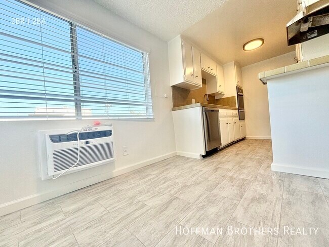 Photo - 11340 National Blvd Unidad 6