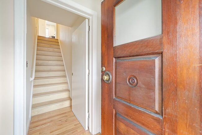 Photo - 114 E Edsall Ave Townhome
