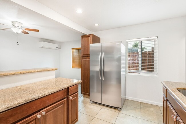 Photo - 14993 Yucca Ave Unit #A
