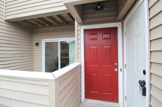 Photo - 1362 Bradley Dr
