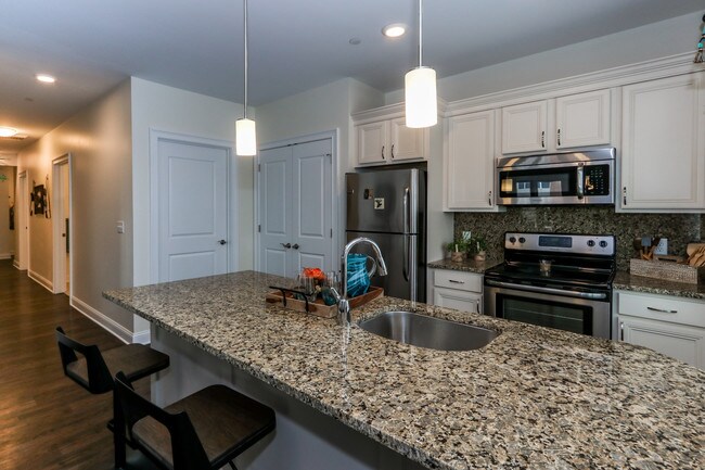 Granite & Stainless Steel in all Kitchens